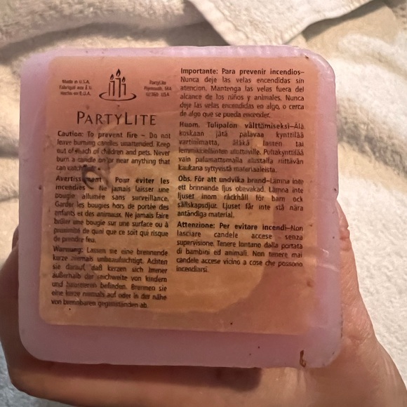 Party lite discover pillar candle- LAVENDER - Picture 3 of 7